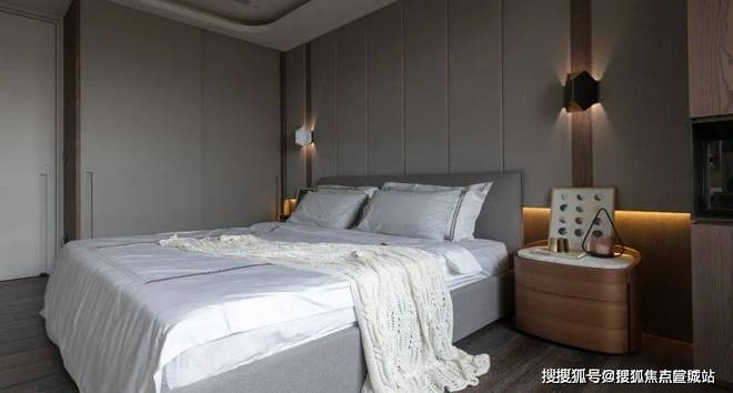 前湾壹号售楼处发布：引领新一轮购房热潮pg电子娱乐平台上海2025®前湾壹号(图8)