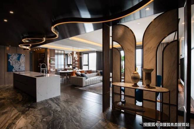 前湾壹号售楼处发布：引领新一轮购房热潮pg电子娱乐平台上海2025®前湾壹号(图9)